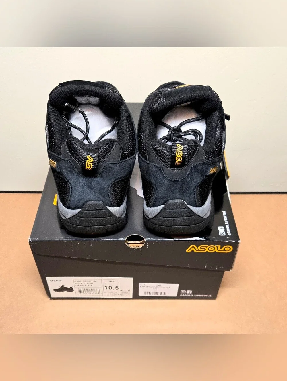 NEW $150 ASOLO Men's 10.5 Expedition Hiking Shoes Low Top Waterproof Black Suede